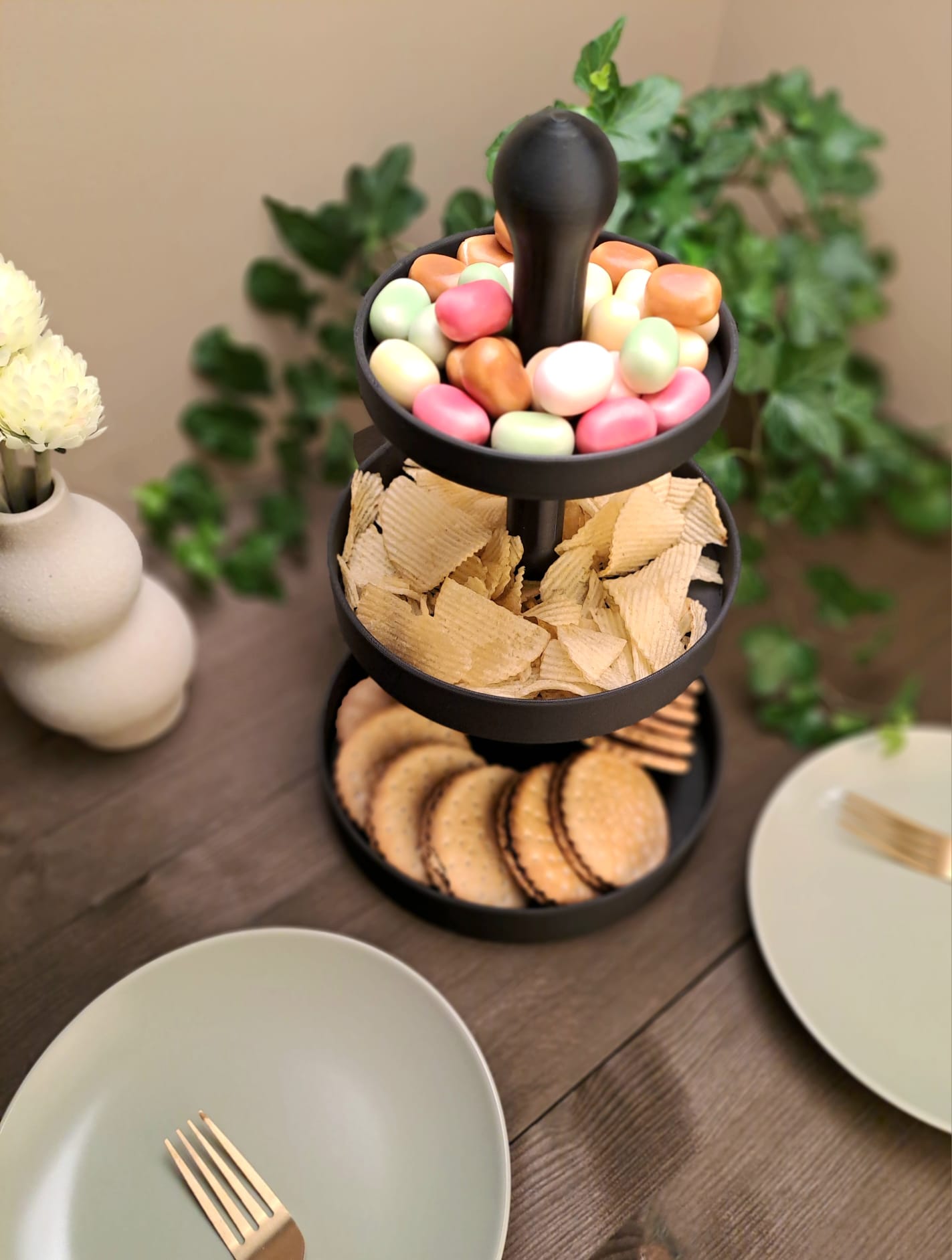 Snack & Cake Etagere - Hero View